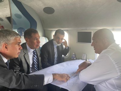 Борисов инспектира от въздуха "Балкански поток" в компанията на саудитска делегация (ОБЗОР)