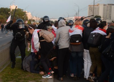 Десетки демонстранти са арестувани в Беларус