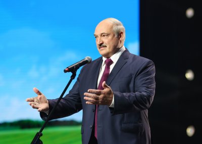 Лукашенко е положил клетва като президент на Беларус на тайна церемония