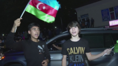 Конфликтът в Казказ: В Баку празнуват заради превзети територии