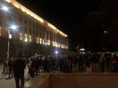 95-а вечер на протести в София