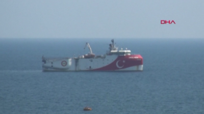 Спорни води: Турски кораб отново в Средиземно море