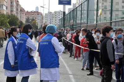 Започнаха тестването за коронавирус в 9-милионния град Циндао
