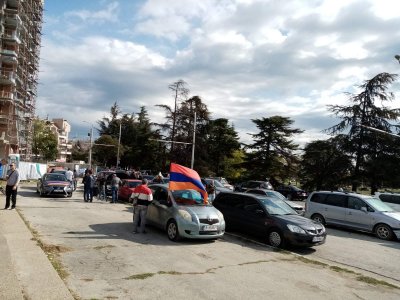 Арменците от Варна с мирно автошествие за спиране на конфликта в Нагорни Карабах