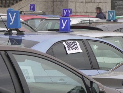 Автоинструктори отмениха протеста си за днес