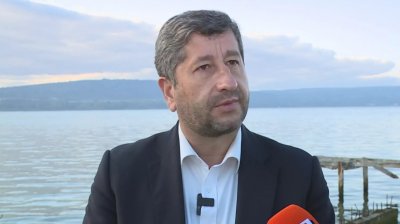 Христо Иванов: Държавата дава милиони в полза на частен порт, вместо да се развива Пристанище Варна
