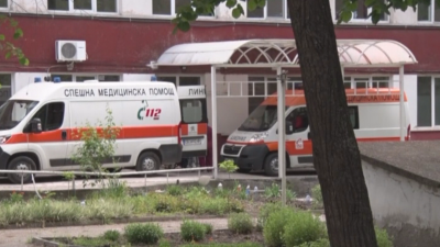 Жена с коронавирус роди здраво бебе в болницата в Хасково