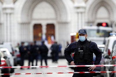 21-годишен тунизиец стои зад атаката в Ница