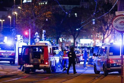 Убити и ранени в центъра на Виена при терористичен акт