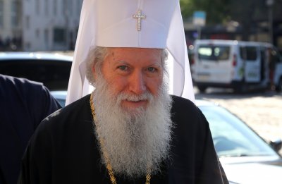 Патриарх Неофит: Днес молитвите ни са за всички носители на славния и несломим български дух