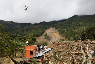 Ураганът Ета вилня на Карибите: Над 200 души загинаха в Латинска Америка