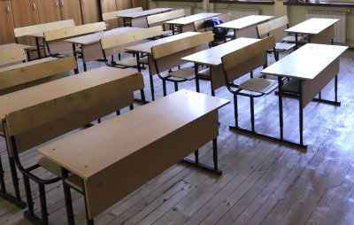 Връщат учениците в почти всички училища в областите Русе, Пловдив и Благоевград