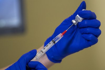 САЩ даде зелена светлина и за втората ваксина срещу COVID-19