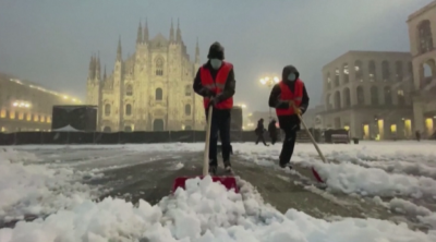 Лошо време в Италия: Сняг в Милано и затруднено движение