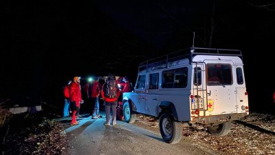 Лошото време не позволява да се поднови акцията за свалянето на загиналия турист в Стара планина