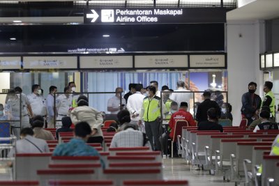 Ясни ли са причините за разбиването на пътническия самолет в Индонезия