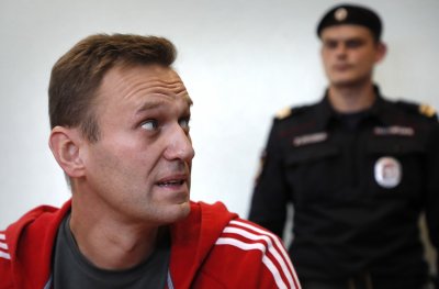 Навални се завръща в Москва: Очаква се да бъде задържан на летището