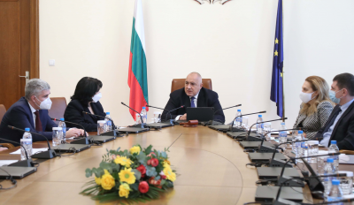 Борисов: Усилено работим по инициативата „Три морета“, докато другите още само говорят