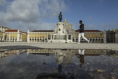 Как Португалия се справя с коронавируса? (Снимки)