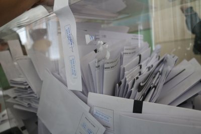 Окончателно: Хората под карантина или в болница ще могат да гласуват в подвижна урна
