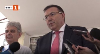 Здравният министър потвърди, че синът на Радев е бил на партито с непълнолетни в столицата