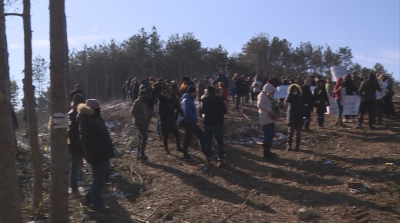 Варненци протестираха срещу изсичането на гората в "Коджа тепе"