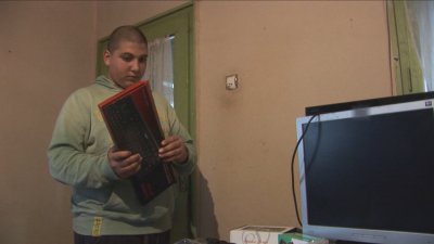 600 деца от Силистренско се нуждаят от компютри, за да учат онлайн