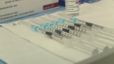 Едва десет членове на СИК в Благоевград се ваксинираха днес