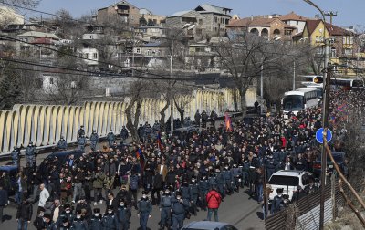 Продължават протестите на опозицията в Армения