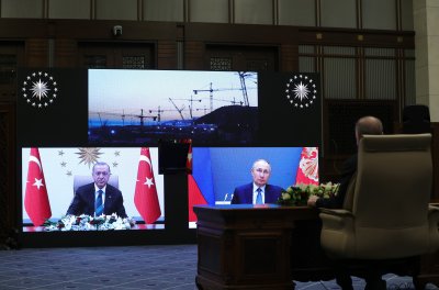 Турция и Русия полагат основите на трети енергоблок на АЕЦ Аккую
