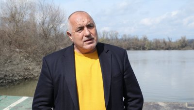 Премиерът за шпионската афера: Отново радиомълчанието на някои български институции е оглушително