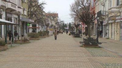 Община Русе освобождава от наеми за февруари и март затворени бизнеси