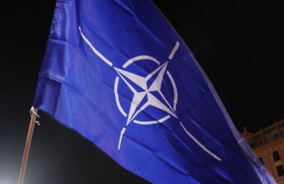 НАТО отрича да прехвърля войски в Украйна