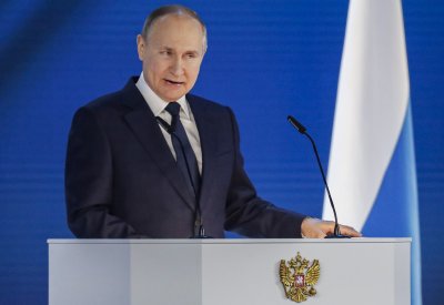 Путин предупреди Запада да не пресича "червената линия" в отношенията с Русия