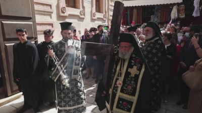 На Разпети петък православни християни изминаха Кръстния път на Исус