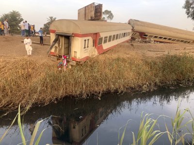 Нова влакова катастрофа в Египет, има близо 100 ранени