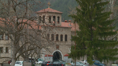 В Бачковския манастир очакват повече поклонници за Великден
