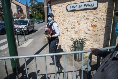 Смъртоносно нападение разтърси Франция (ОБЗОР)