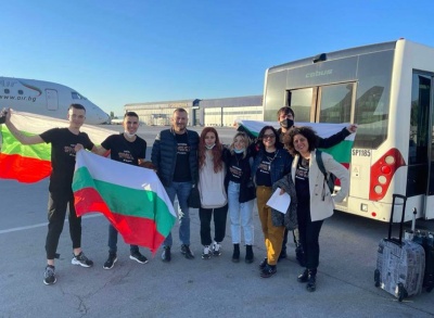 Българската представителка на Евровизия замина рано тази сутрин за Ротердам