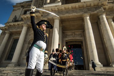 Франция отбелязва 200 години от смъртта на Наполеон (СНИМКИ)
