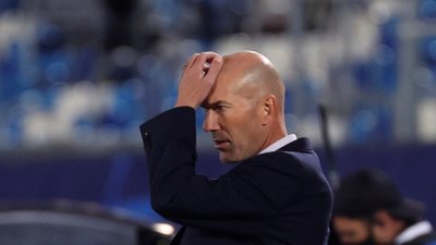 Дните на Зинедин Зидан в Реал Мадрид са преброени