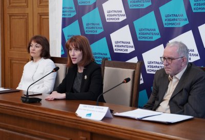 Председателят на Централната избирателна комисия Камелия Нейкова призовава всички участници