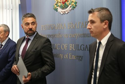 Енергийният министър: БЕХ е в дългова спирала