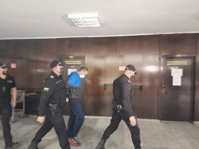 Окръжният съд в Благоевград остави в ареста двамата младежи обвинени