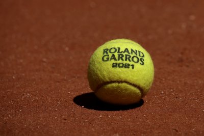 Двама тенисисти са били карантинирани на Ролан Гарос