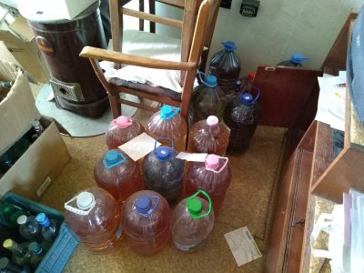 Откриха 250 литра алкохол без бандерол в Раковски