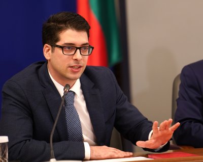 Атанас Пеканов за Плана за възстановяване: Парите за България не са застрашени
