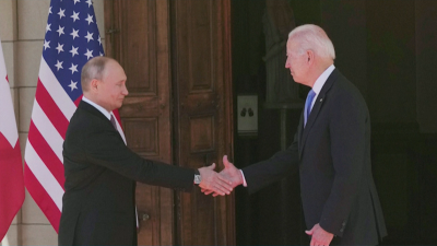 За първи път президентите Джо Байдън и Владимир Путин разговаряха
