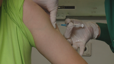 След анкета: Близо 200 ученици ще бъдат ваксинирани в Пловдив