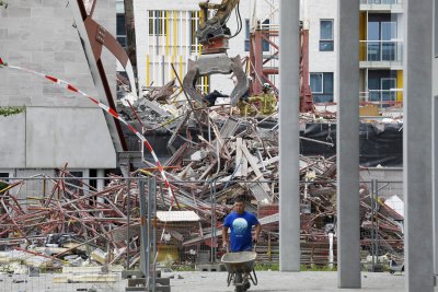 Училищна сграда в Белгия рухна, загинал е един човек